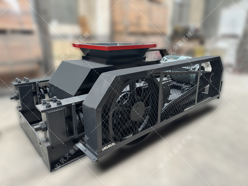 雙齒輥與光面輥差異解析：煤矸石破碎該選哪種對輥設備？